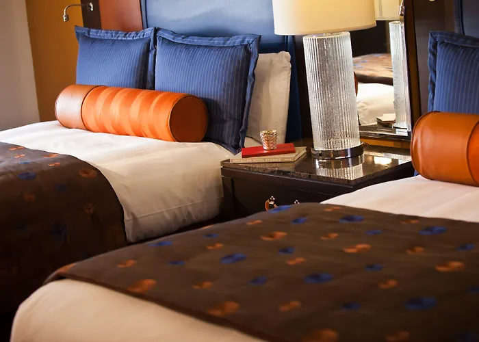 Renaissance Downtown Hotel 5*