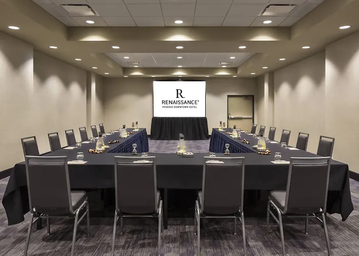 Renaissance Downtown 5*