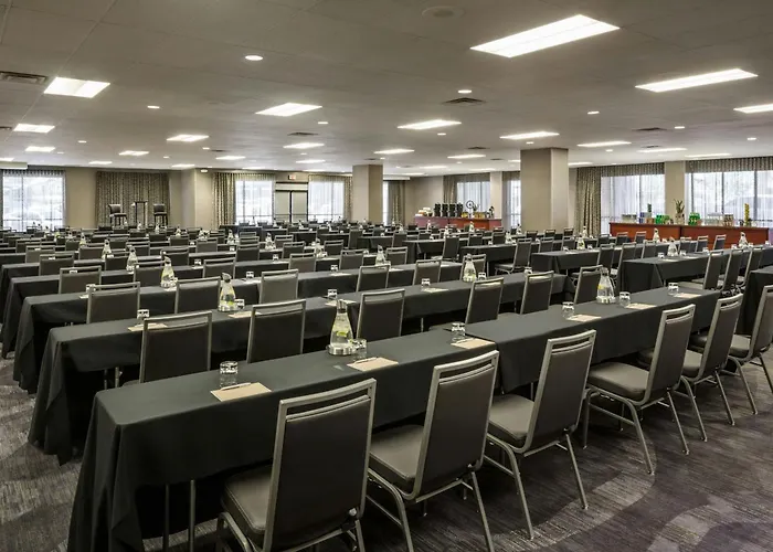 Renaissance Downtown Hotel