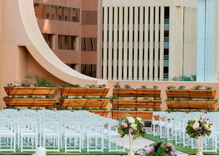 Hotel Renaissance Downtown