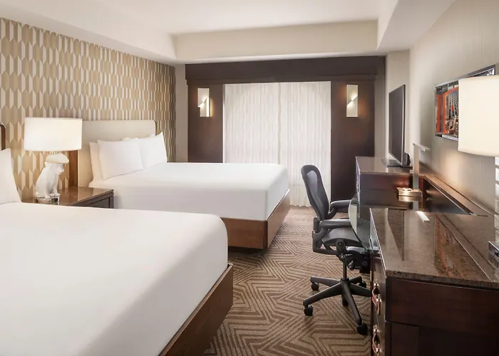 Renaissance Downtown Hotel